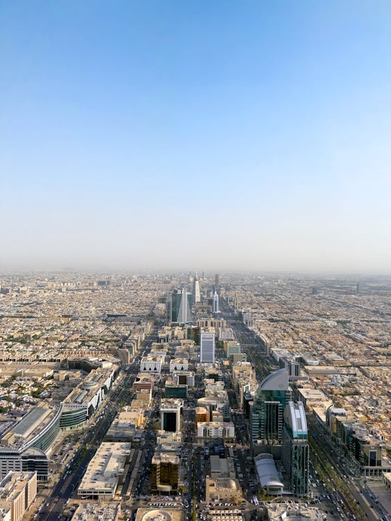 نمو قطاع العقارات في المملكة يفتح آفاقًا استثمارية جديدة للشركات المتخصصة